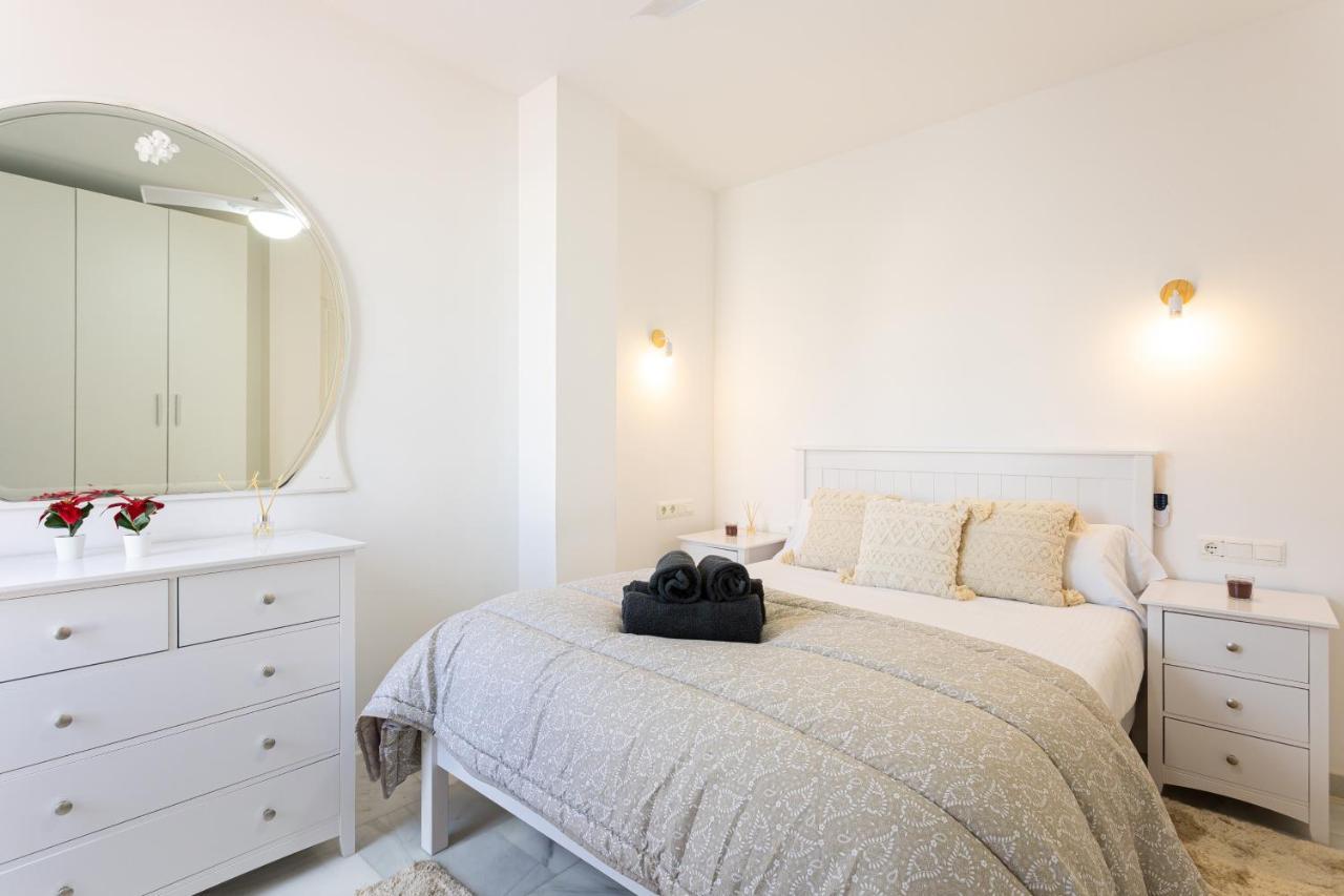 Holidays2Malaga Montesa 700M From The Beach Rooftop Terrace Exterior foto